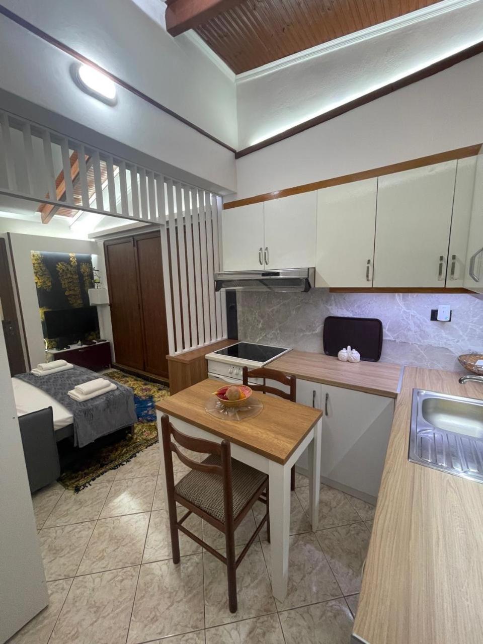 Vila Katalea Gjirokastër Exterior foto